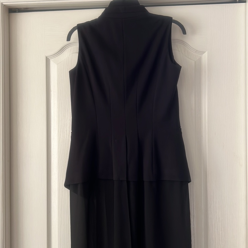 Fully lined formal Vest with added sheer fabric. - Picture 8 of 11